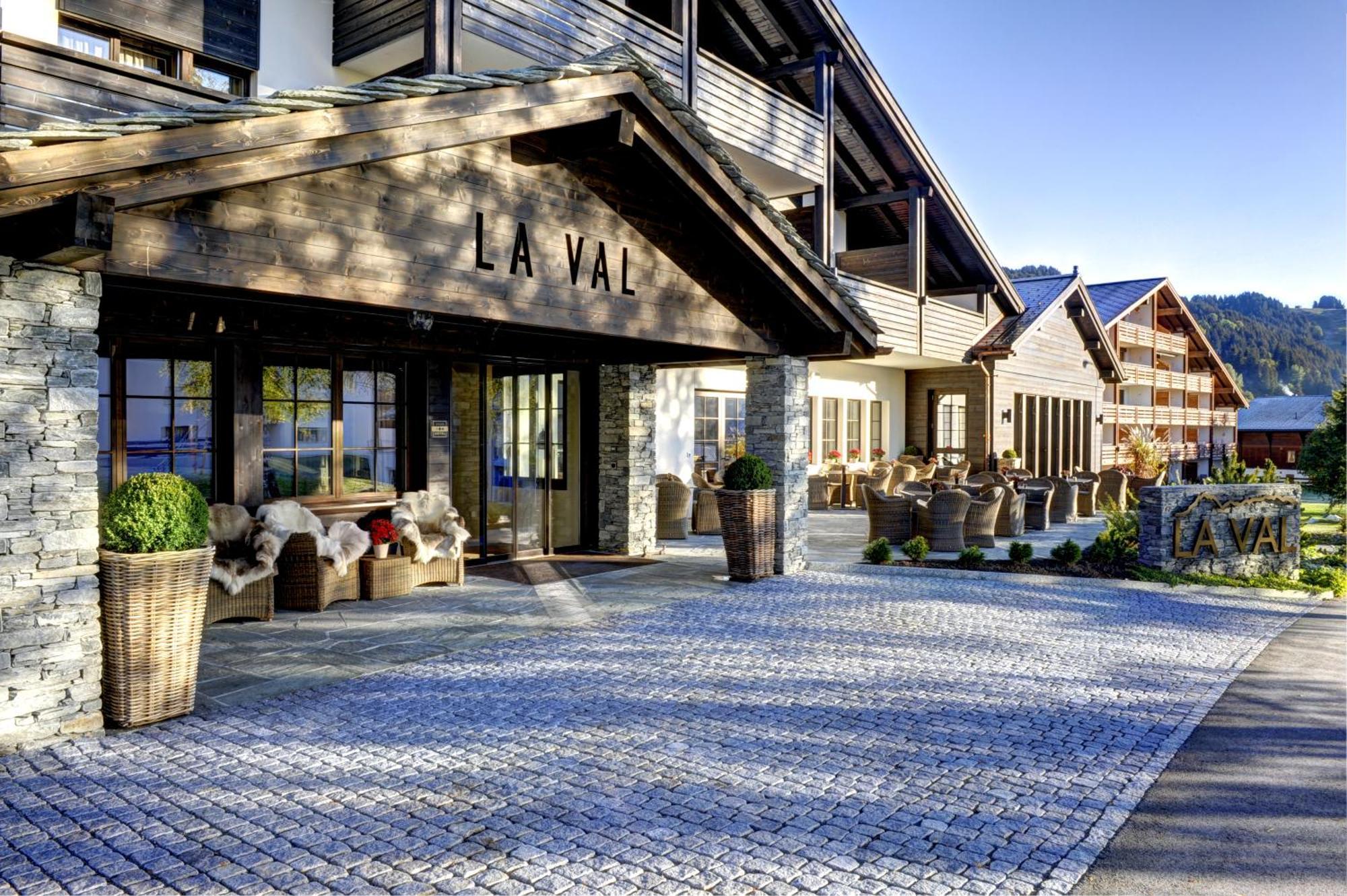 La Val Hotel & Spa บริเกลส์ ภายนอก รูปภาพ
